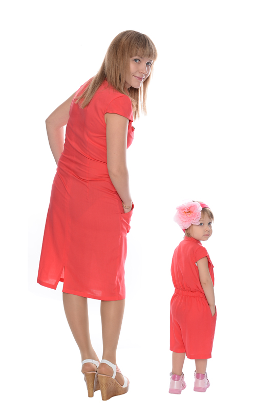 Одинаковые платья для мамы и дочки "Коралловая вода", комплект