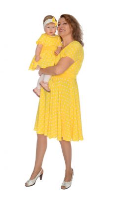 Одинаковые платья для мамы и дочки "Анастасия", комплект (желтые) — нарядные детские платья для девочек | Интернет-магазин платьев для девочек «12 кг Счастья»